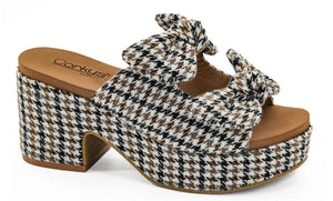 Put A Bow On It Heel