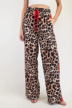 Load image into Gallery viewer, Track Star Pant
