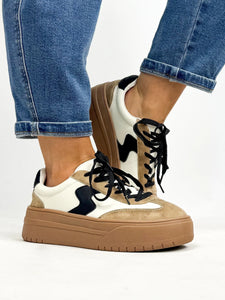 Pop Off Sneaker