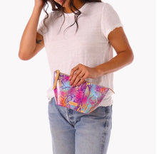 Load image into Gallery viewer, Consuela Large Tool Kit Steph

