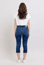 Load image into Gallery viewer, Judy Blue Capri
