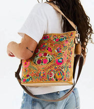 Load image into Gallery viewer, Bronzer Hobo Bag
