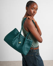 Load image into Gallery viewer, Nova SM Tote Palm Green

