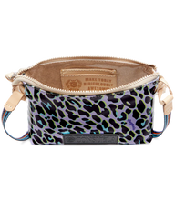 Load image into Gallery viewer, Dee Dee Midtown Crossbody
