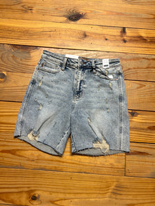 Mineral Wash Boyfriend Short