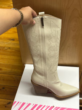 Load image into Gallery viewer, Howdy Cowboy Boot
