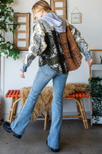 Load image into Gallery viewer, Bandit Sherpa Crop jacket
