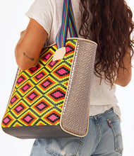Load image into Gallery viewer, Rae Classic Tote
