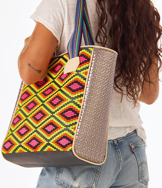 Rae Classic Tote