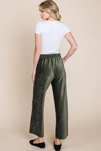 Load image into Gallery viewer, Corduroy Wide Leg Pant
